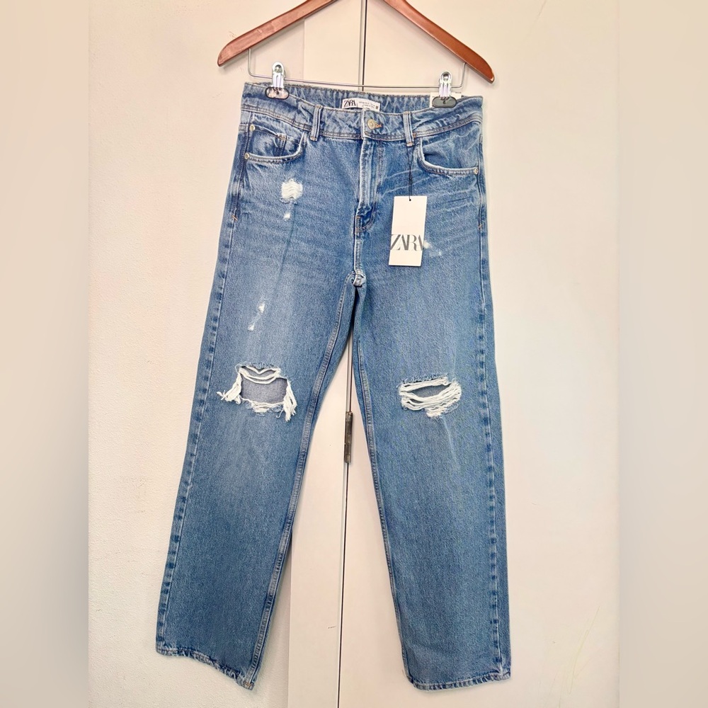 ZARA NWT MEDIUM WASH MID RISE STRAIGHT LEG JEANS SZ 6